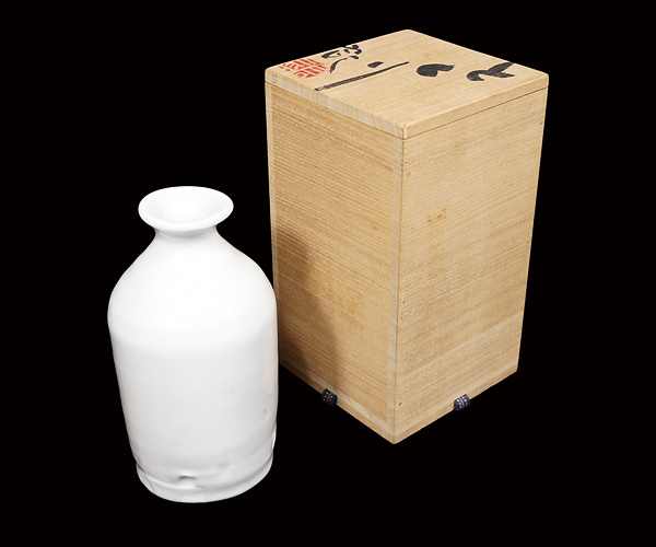 Koie Ryoji “Tokkuri（Sake server）”／