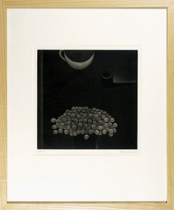 クローバーの実 ／ 浜口陽三